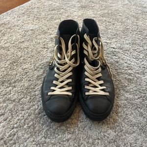Gucci Tiger sneakers